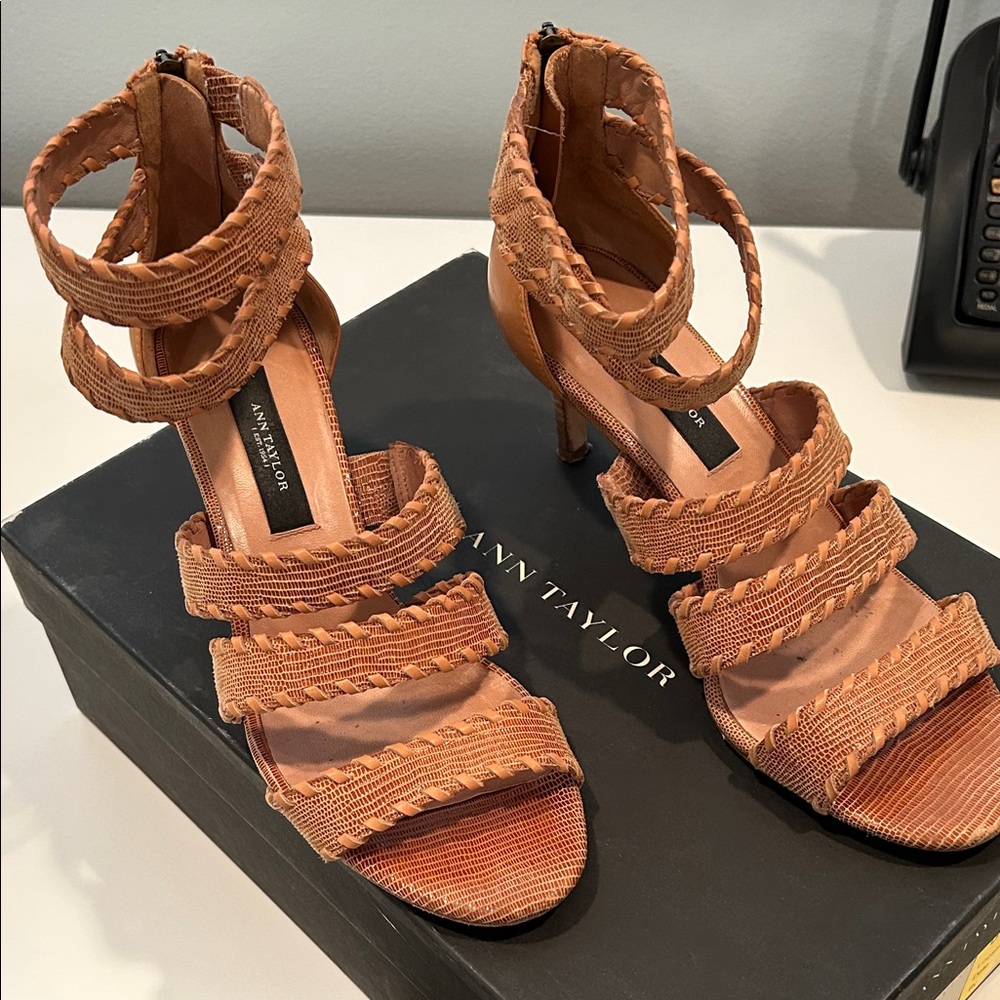 Ann Taylor Jasmine Strappy Sandals 6.5